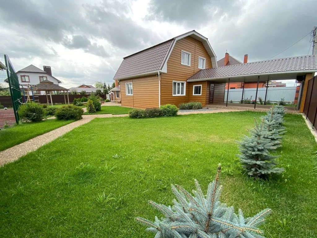 Коттедж Уютный домик с красивой территорией — аренда посуточно в Малые Кабаны