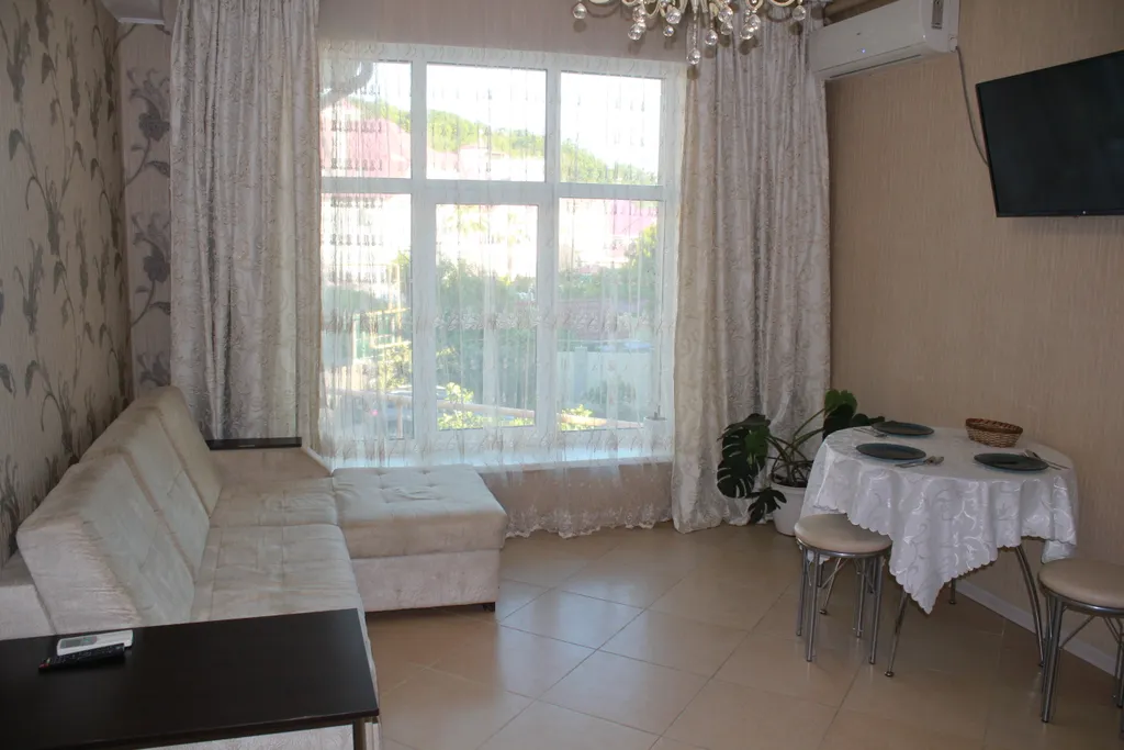 Квартира 2-комнатная Квартира — Адлер