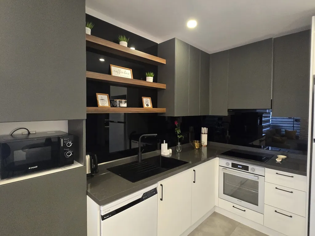 Видовая квартира в 150 метрах от моря