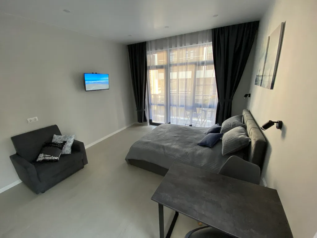 Студия с бассейном в ЖК Морской квартал