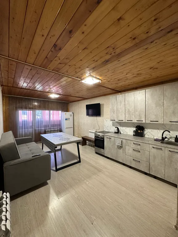 Уютная квартира — аренда посуточно в Бийск