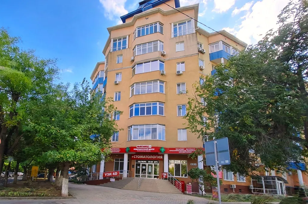 Уютная квартира в центре с видом на море