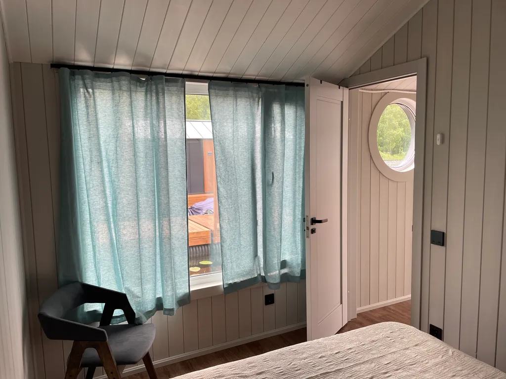 Дом на воде Наедине