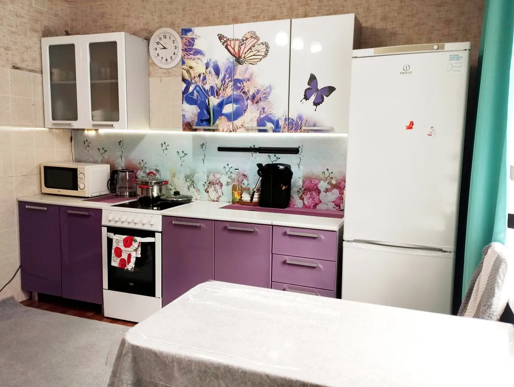 Чиcтaя, уютнaя 1-комнaтная квартирa в центpальнoм pайоне