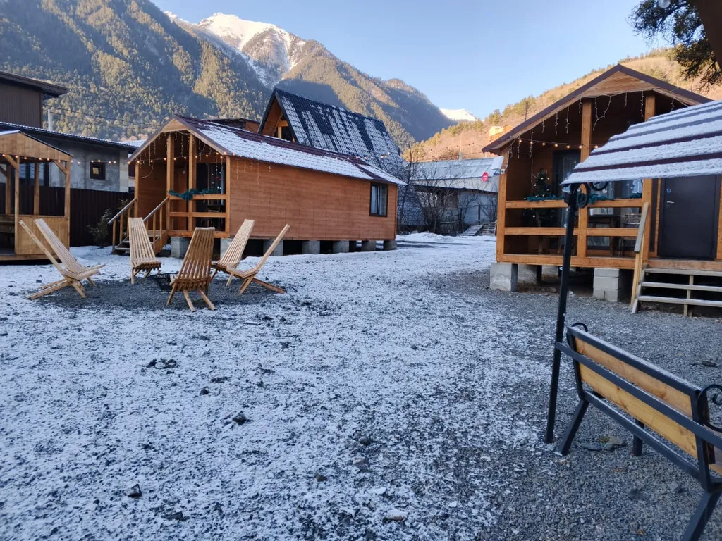 Коттедж Барнхаус с видом на красивый пейзаж Домбайских гор — Теберда