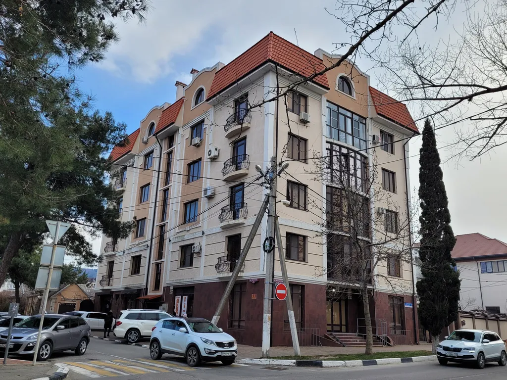 Квартира Квартира Просторная евродвушка около моря — Геленджик