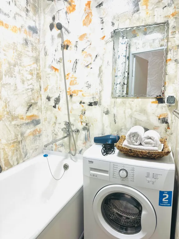 Теплая солнечная квартира рядом с ледовым дворцом и ИРНИТУ