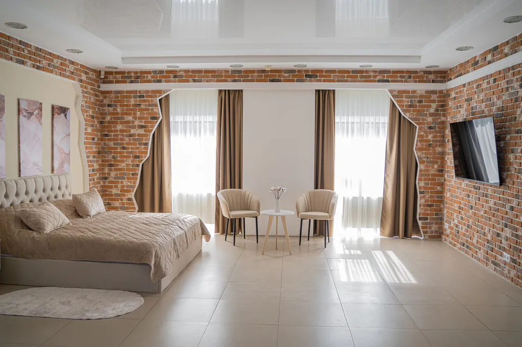 Уникальные апартаменты в центре города с панорамными окнами