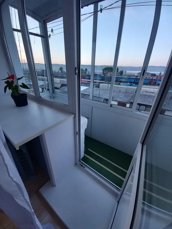 Уютная квартира в самом центре города с видом на Байкал