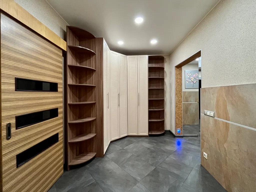 Квартира 3-комнатная квартира премиум-класса в центре у метро — Москва