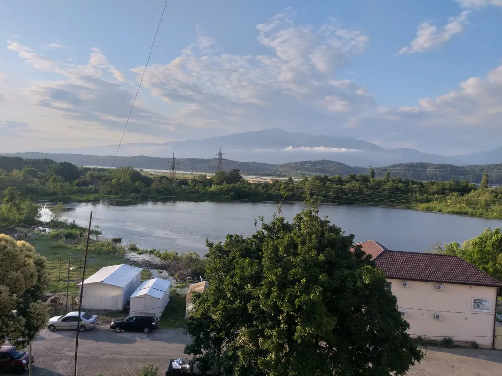 3-комнатная Квартира — аренда посуточно в Пицунда