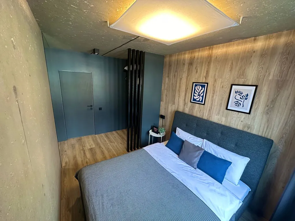 Уютная 3-комнатная квартира в стиле лофт в центре академгородка