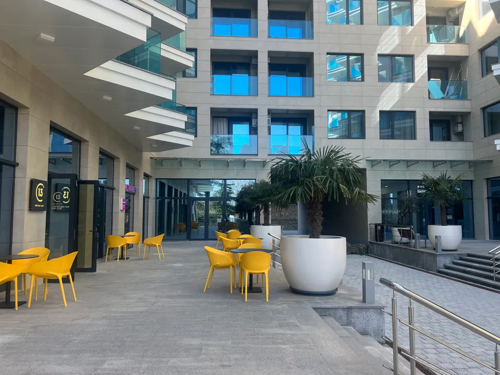 Апартаменты в вечнозелёном парке у моря