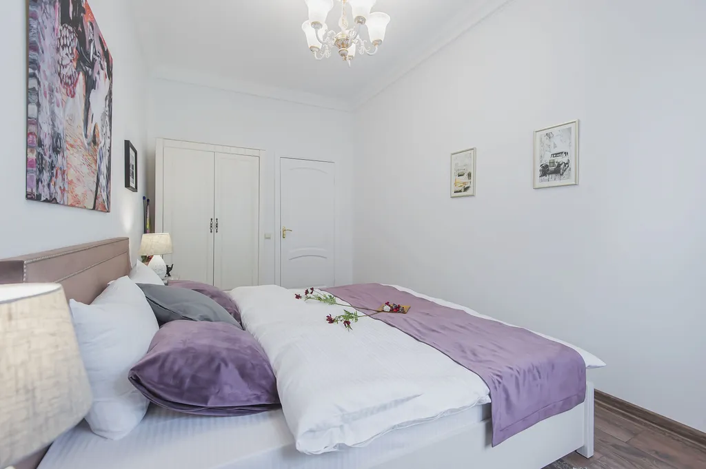 Квартира Просторная 4-комнатная квартира на Патриарших — Москва