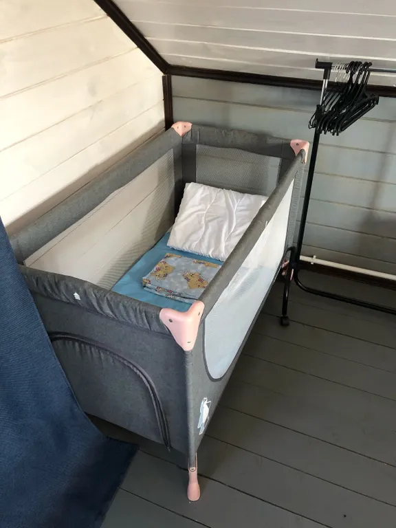 Уютный дом и баня на дровах с рядом озером