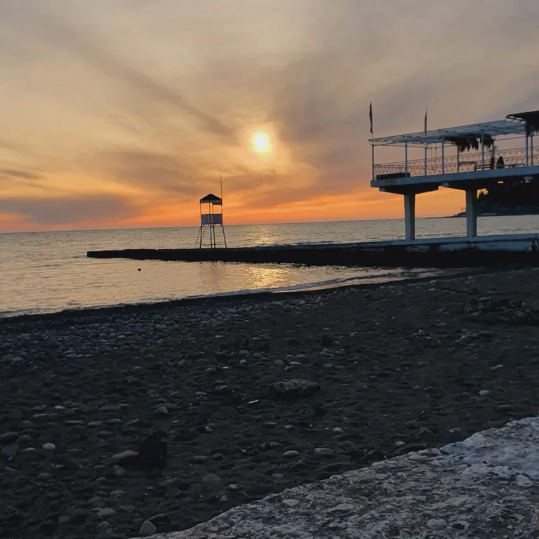 Хоста у моря