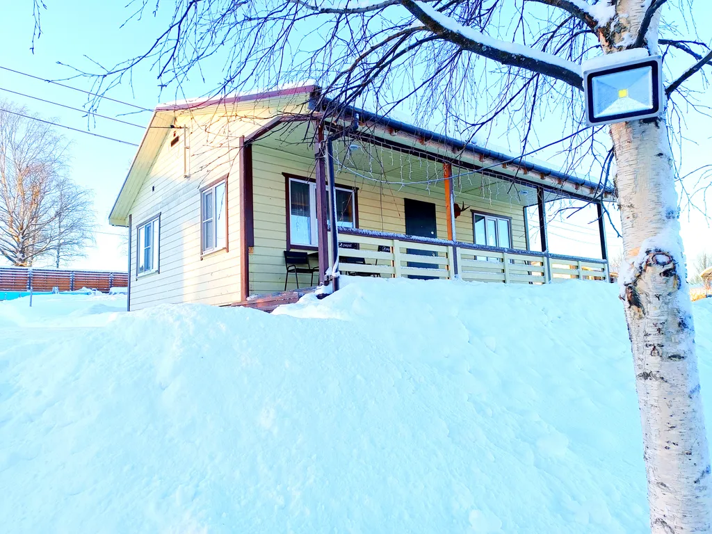 Дом с видом на озеро Паасо