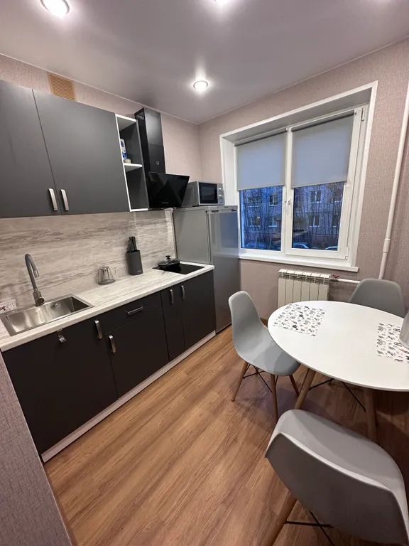 1-комнатная квартира — аренда посуточно в Кировск