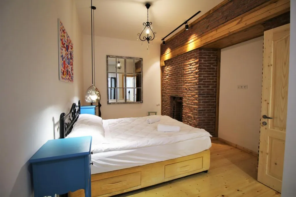 Уютная квартира рядом Руставели