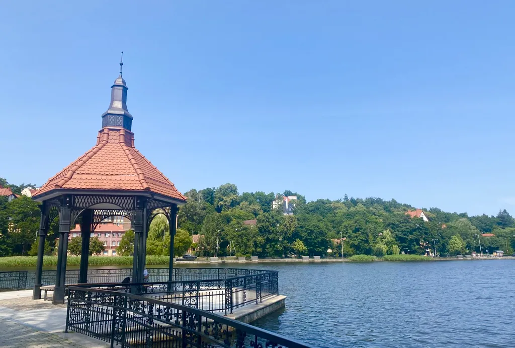 Уютная студия у озера