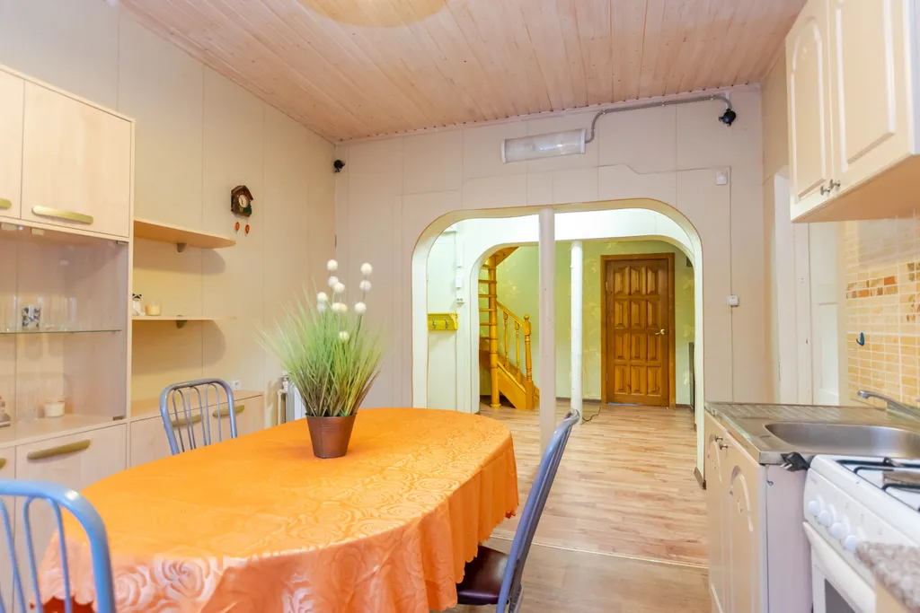 Дом вблизи соснового бора