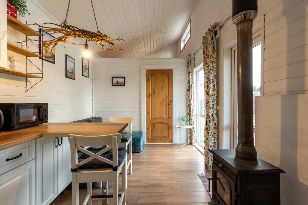 Норвежский домик с отдельной баней на дровах