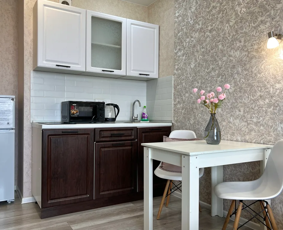 Студия с видом на аэропорт