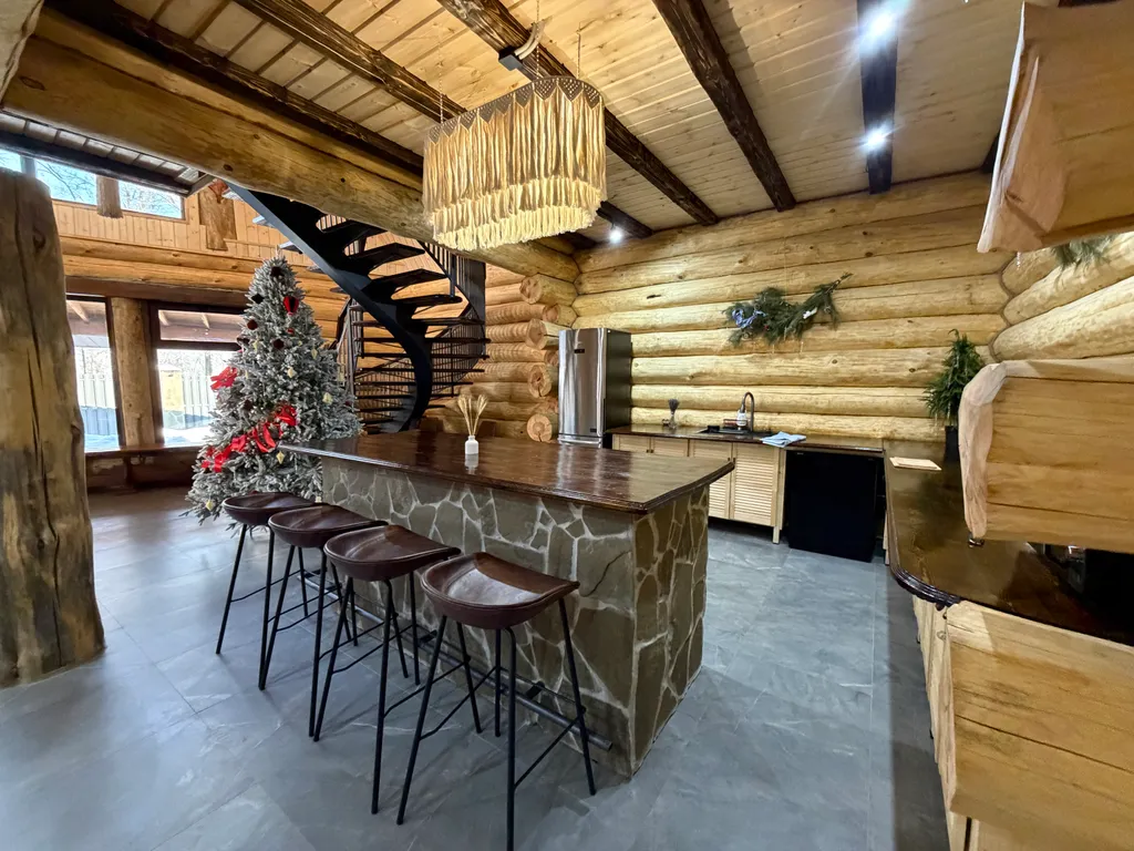 6-комнатный Дом