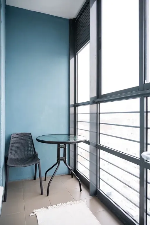 Уютная студия с дизайнерским ремонтом