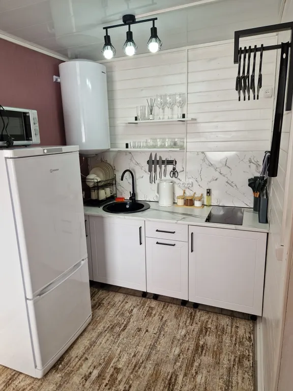 Уютный домик благоустроенный недалеко от берега