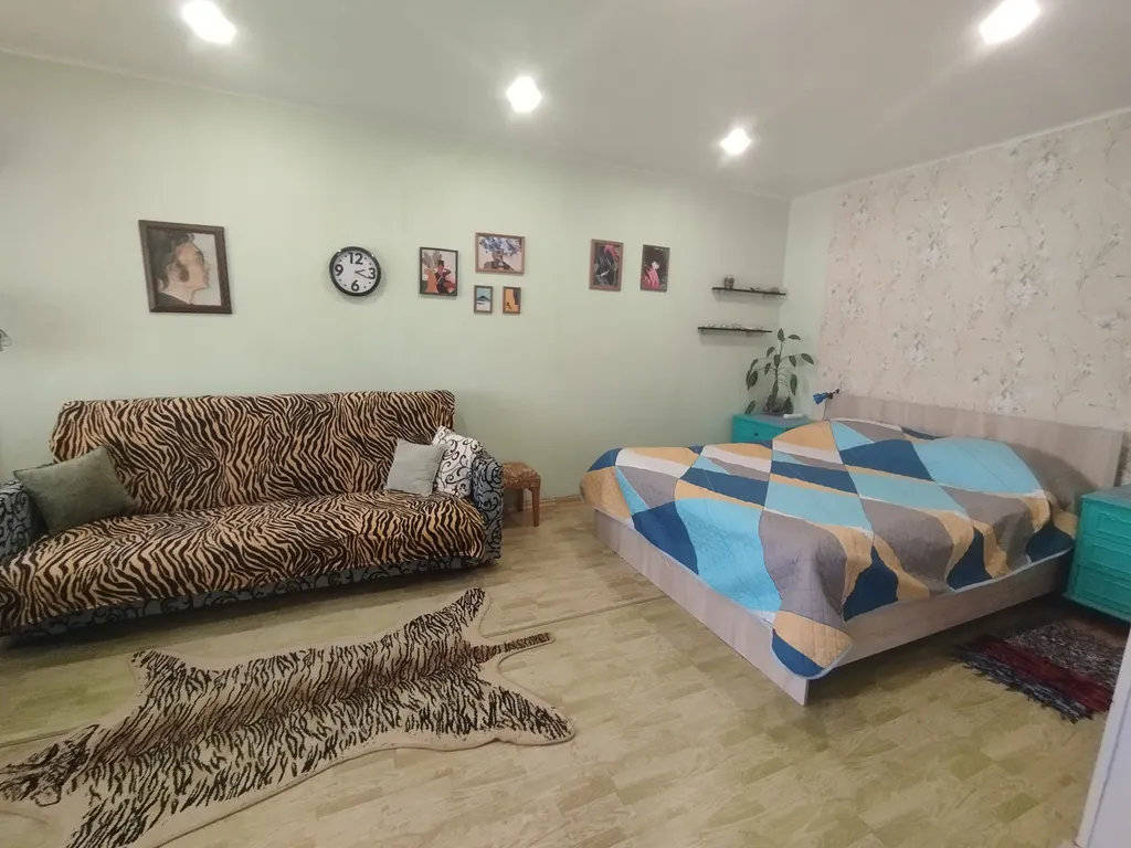 Уютная квартира — аренда посуточно в Вольск