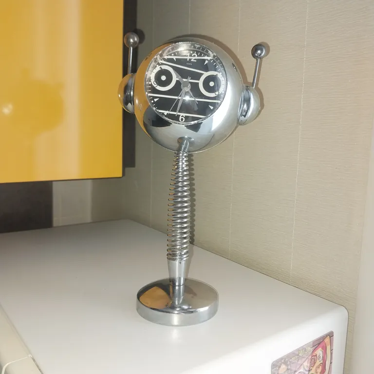 Квартира в новом доме с медведем