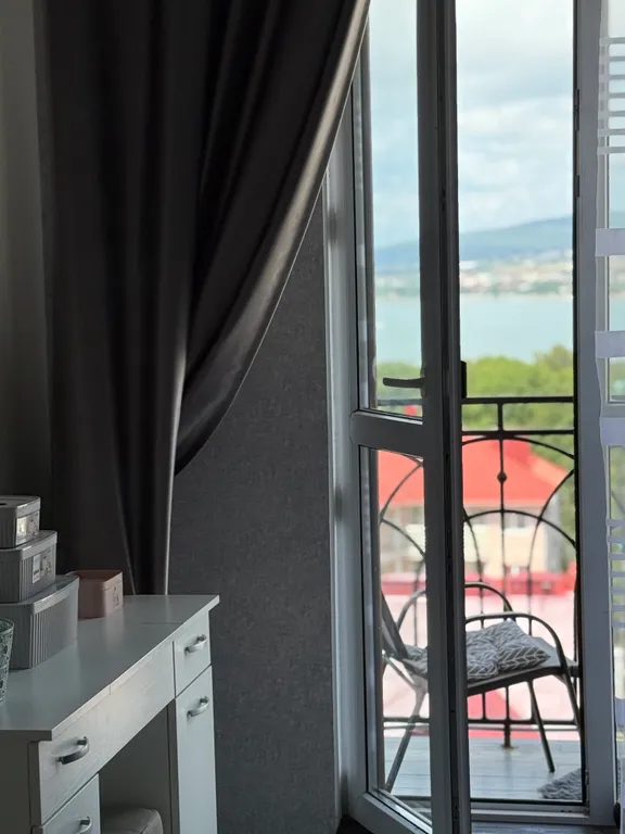 Квартира Апартаменты с видом на море около отеля Метрополь — Геленджик