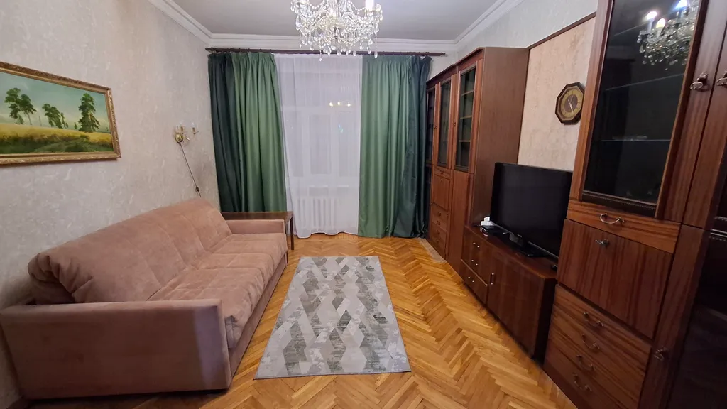 Ретро-квартира в отличном состоянии — аренда посуточно в Москва