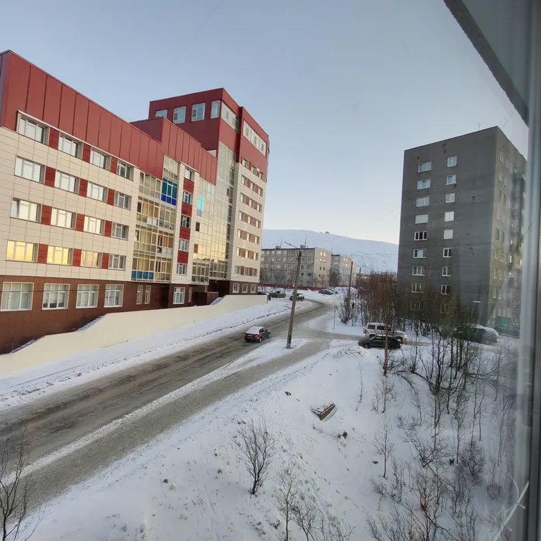 Квартира Бюджетная квартира "Дёшево и СерДЕЧНО". — Кировск