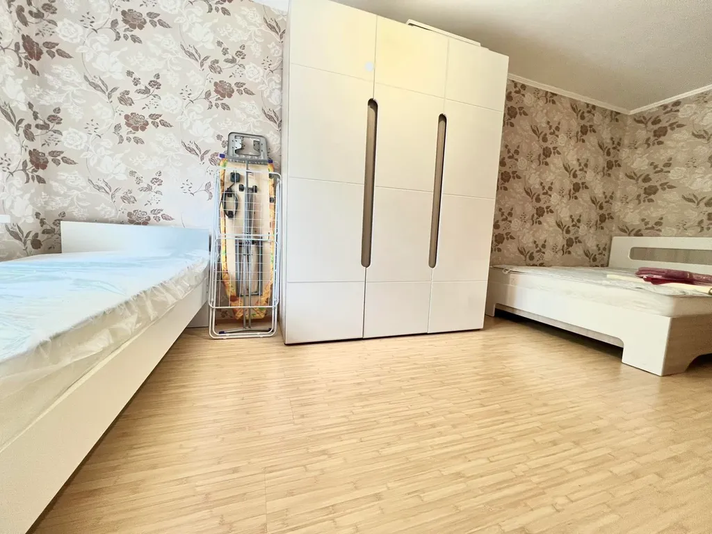 Квартира Двухкомнатная квартира на набережной — Пермь