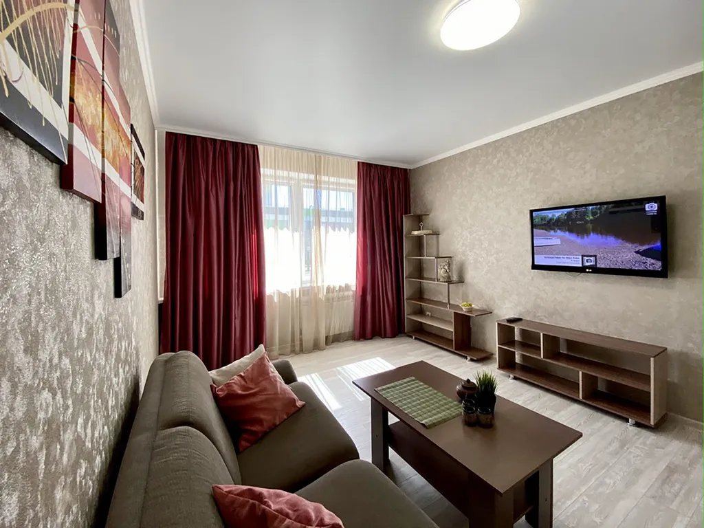 2-комнатная квартира на Пролетарской, рядом с СКК Олимипийский — аренда посуточно в Оренбург