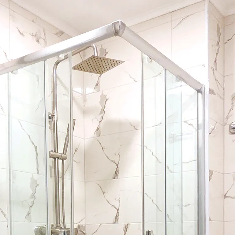 Просторная квартира в 10 метрах от моря и пляжа. Batumi View