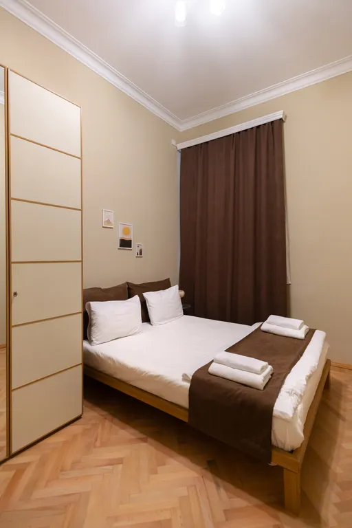 Апартамент с видом на бульвар на Торговой