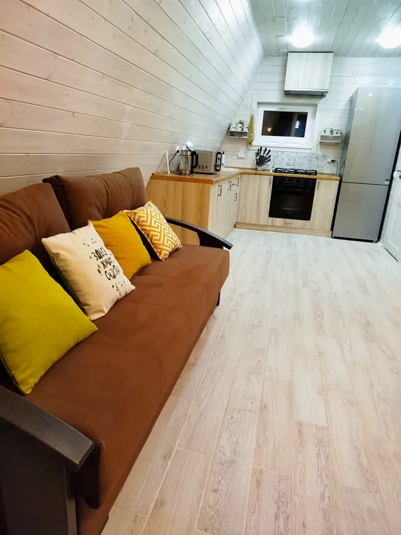 Уютный, вместительный А-фрейм с видом на горы