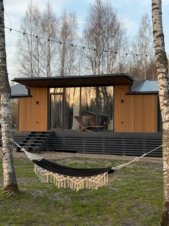 Дом у лесного озера с баней и чаном под Переславлем-Залесским