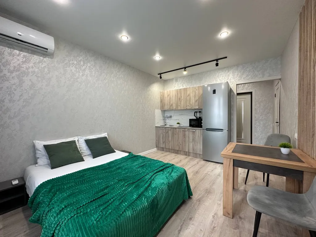 Апартаменты студия ЛайкХоум на Автомобилистов 13 у Города Еды