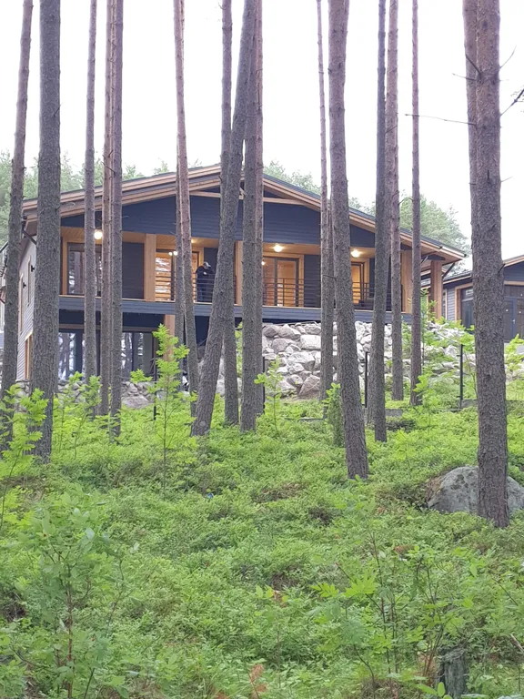 Коттедж Семейный номер комфорт 2 ком. Вид на озеро и парк, в гост. Доме ранта — аренда посуточно в Медвежьегорск