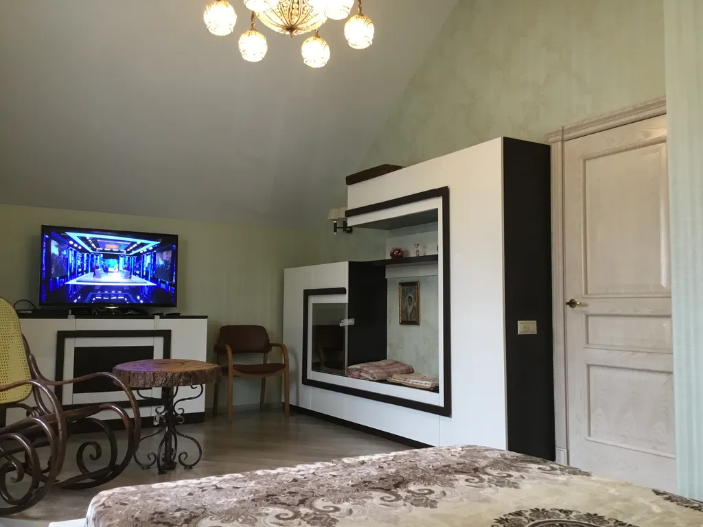 Коттедж Гостевой дом на Истринском водохранилище — Лопотово