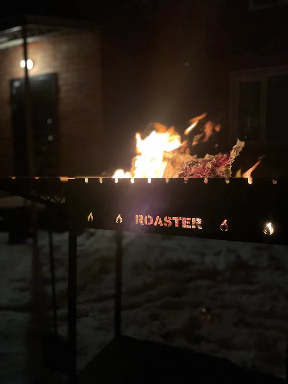 Уютный дом в окружении леса