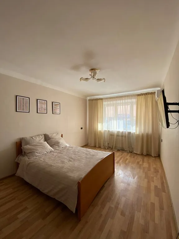 Чистая, уютная 2-комнатная квартира в центре города