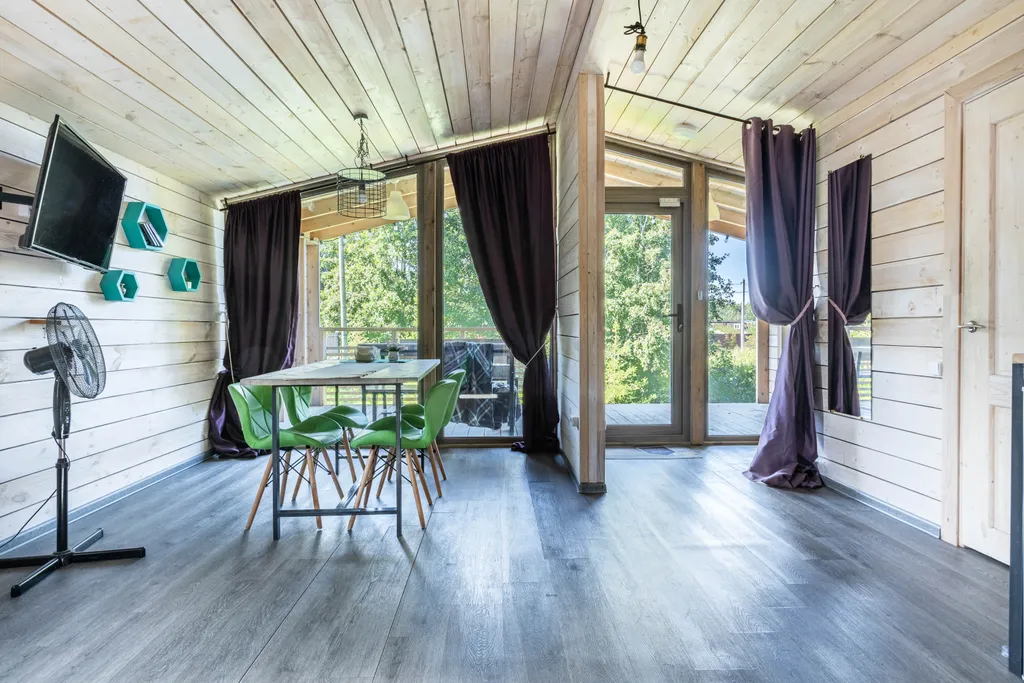 Коттедж на 6 гостей с 2-мя спальнями и кухней-гостиной