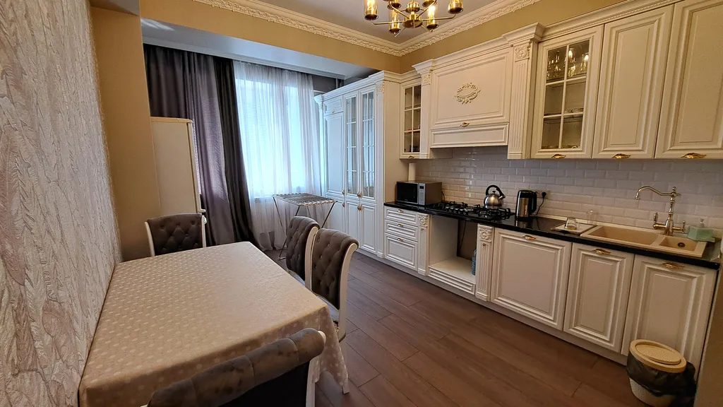 Уютная 2-комнатная квартира с евроремонтом