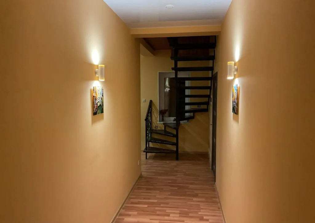 Уютный коттедж со всеми удобствами и свежим дизайнерским ремонтом