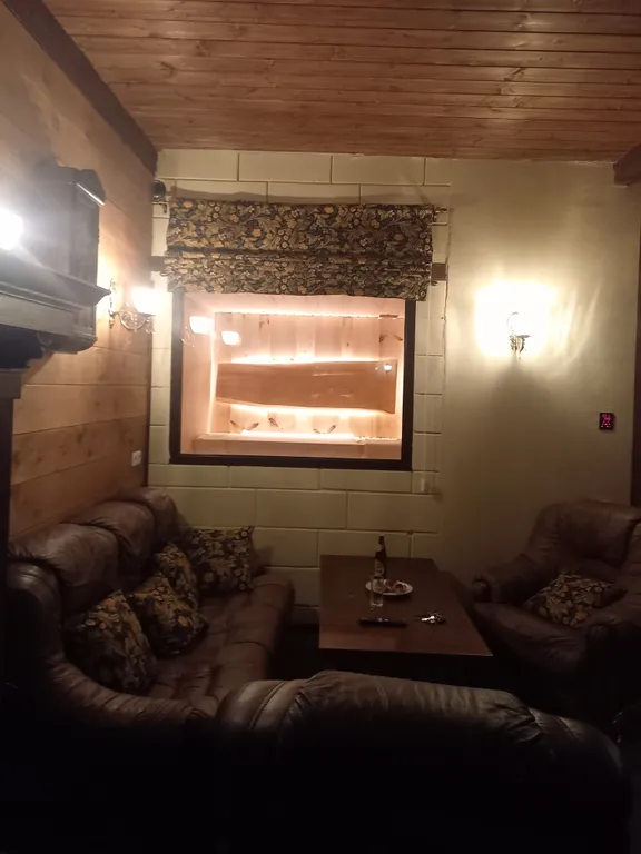 Трёхкомнатная квартира в замке в центре — аренда посуточно в Зеленоградск